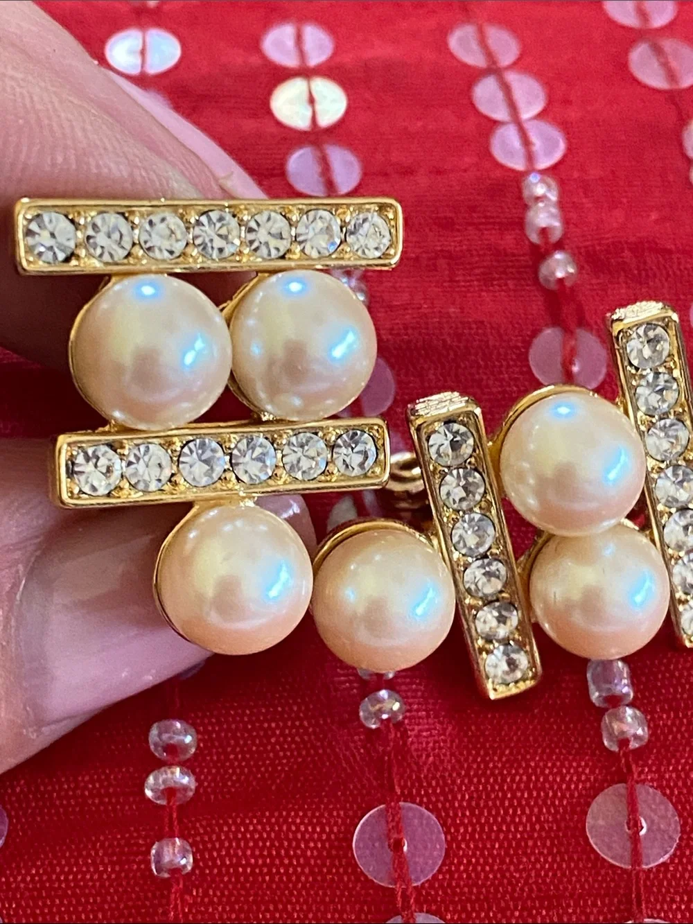 Vintage Monet Stamped Beautiful Pearl Crystal Art Deco Clip Earrings NWOT